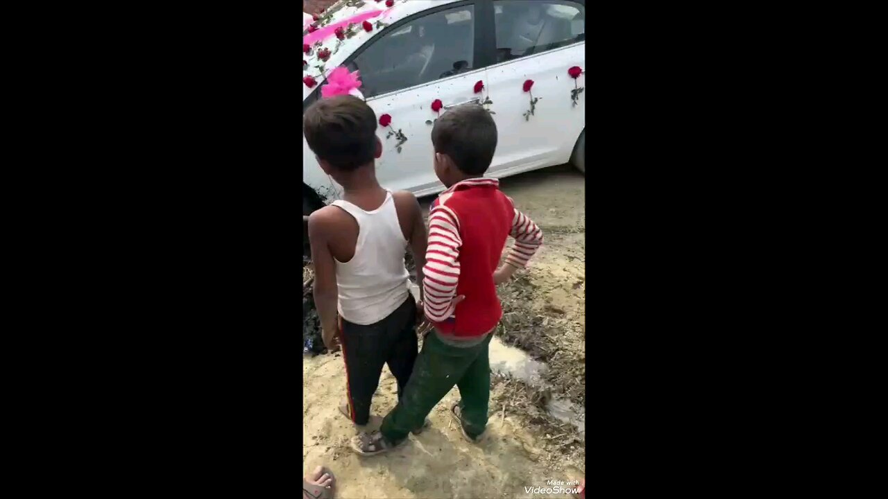 Barat Leke Ja Rahe the gadi fas Gai Dulhe ki😂