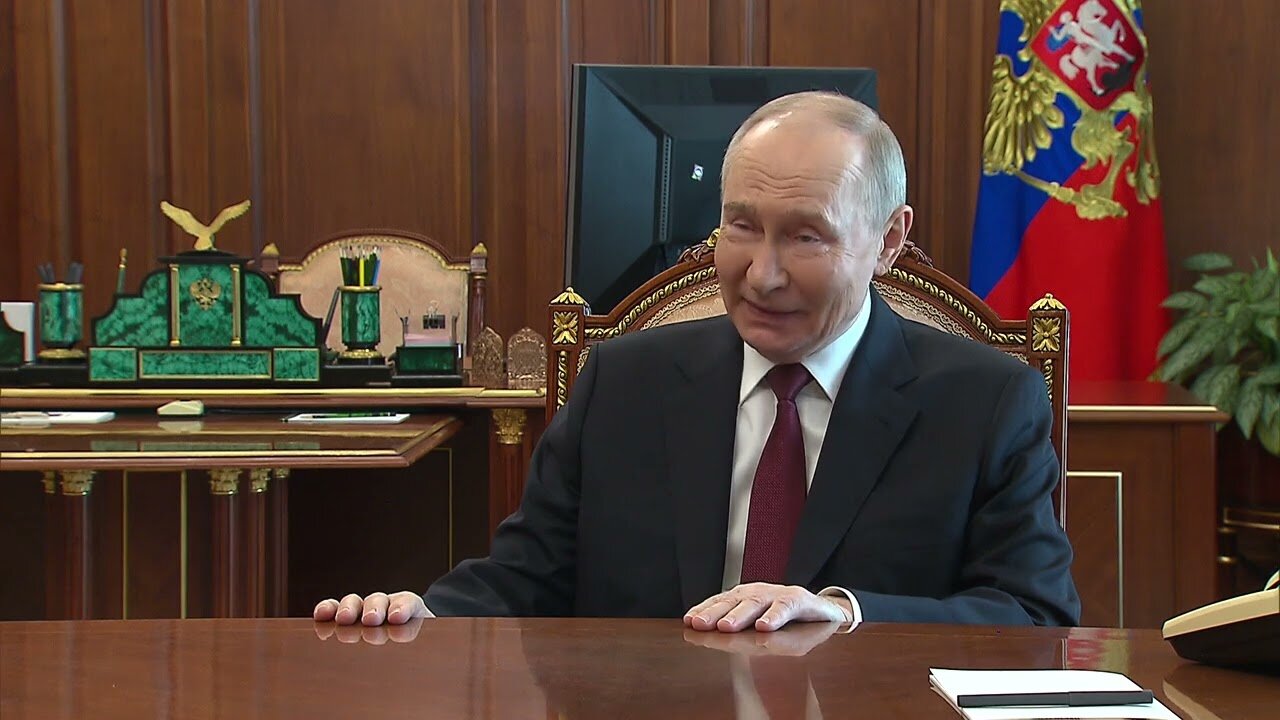 Putin announces Easter truce (SUBTITLES)