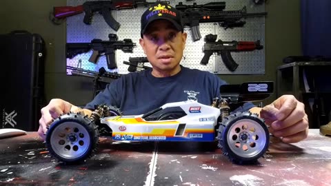 Team Associated B6 Leadfinger Retromod