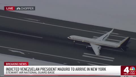 Nicolas Maduro vừa hạ cánh xuống New York trên chuyến bay Boeing 757 của Bộ Tư pháp Hoa Kỳ