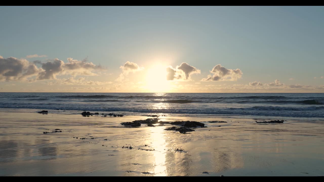 Ocean Waves for Mindful Escape 🌊 | Pure Relaxation, Deep Sleep & Stress Relief
