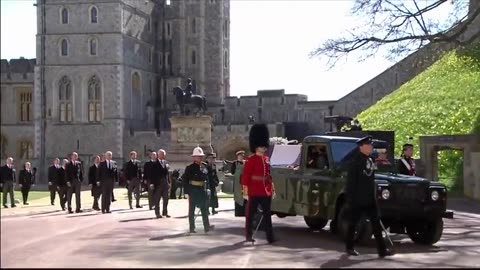 Queen Arrives at Windsor Castle and Funeral Procession Begins