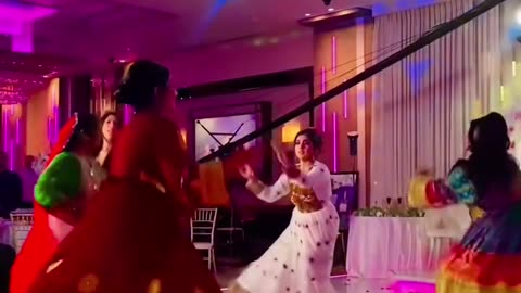 Afghan dance