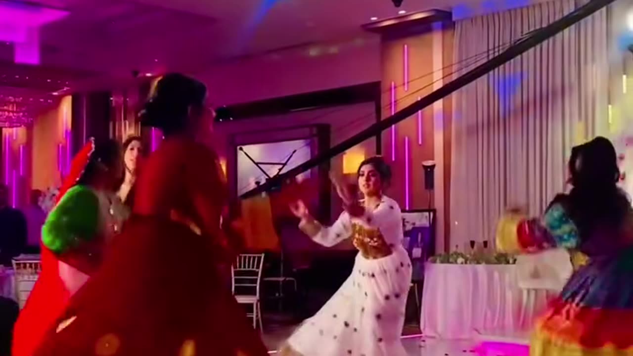 Afghan dance