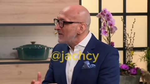 Młodzi odwracają się od Mentzena🙃🔥 ➡️A blondyna łyka jak pelikan te bajki🤡😂