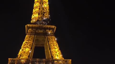 Epic Eiffel Tower Experience | Paris Travel Vlog 🇫🇷✨