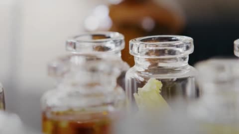 Perfumes & Health Risks: The Hidden Dangers You Need to Know 💔🧠