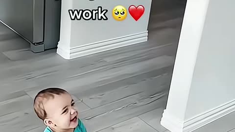 Hilarious Baby Yells of Joy as Parents Come Home