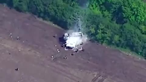 💥 Destruction of various Russian air defense systems.