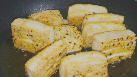 Fried & Crispy Tofu Recipe | Easy Snack and Meal Idea!