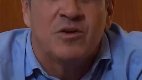 A Ditadura está prestes a caír.