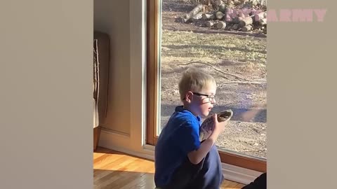 😍Try not to smile: babies and animals being best friends 😍