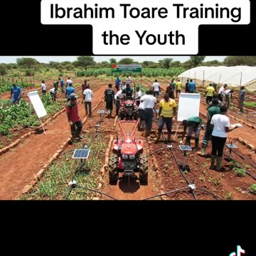 Ibrahim Traore training Africans youths