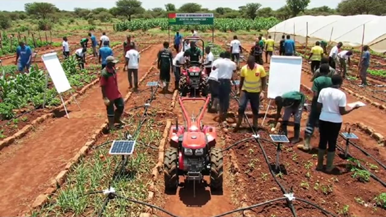 Ibrahim Traore training Africans youths