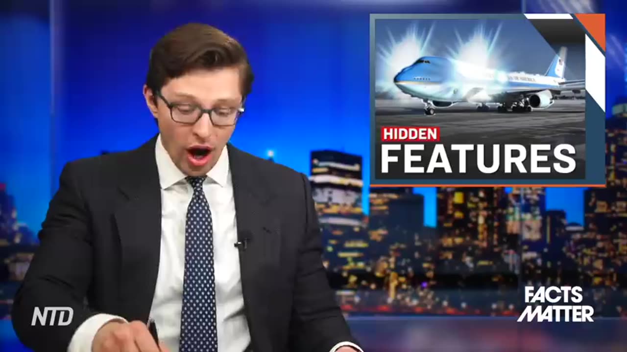 31 Amazing Features of AIR FORCE ONE - Facts Matter with Roman Balmakov