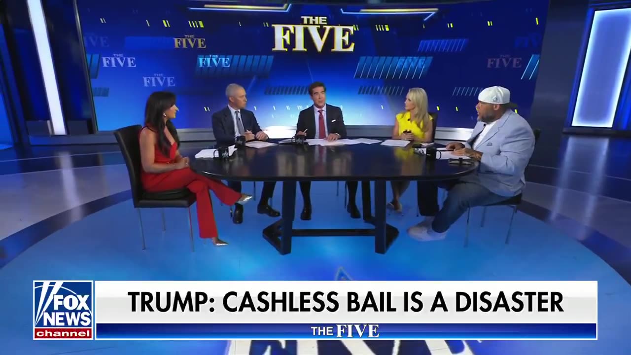 The Five · TRUMP EYES SENDING NATIONAL GUARD TO CHICAGO NEXT