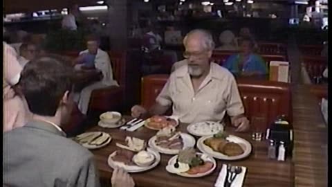 The Frugal Gourmet - Traditional Jewish Recipes (1080p)