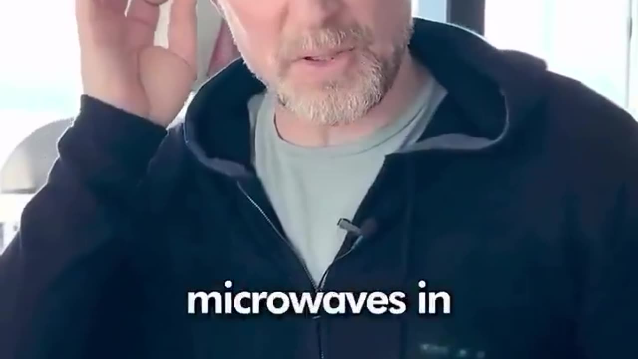 Stop wearing AirPods, they have the same frequency as microwaves