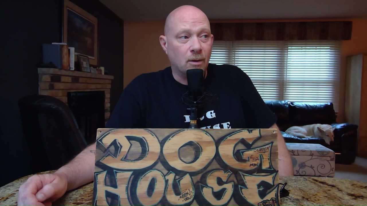 #184 Nomadic Knowledge with Dane. The auto pen scandal is a deep one!