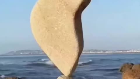 ART STONE BALANCING