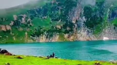 “Ratti Gali Lake 🇵🇰 – Kashmir’s Hidden Paradise | Nature Shorts”