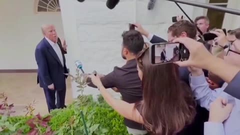 🤯🛁 Asking About Epstein & Trump’s Spa? You Won't Believe the Response! | FunFM