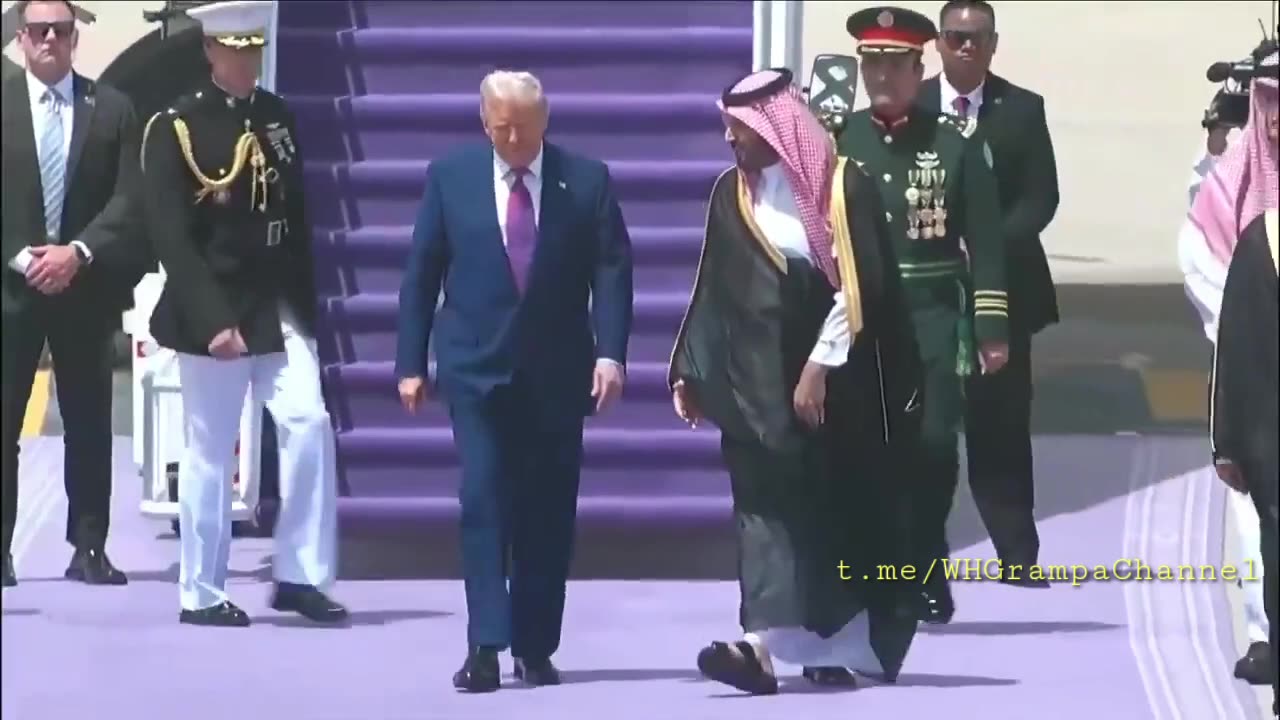 PURPLE—TIE…STAIRS…CARPET…THIS IS A COMMAND SIGNAL THE BLACKOUT @27SEC MARK WAS DELIBERATE..THE ALLIANCES ARE SHIFTING