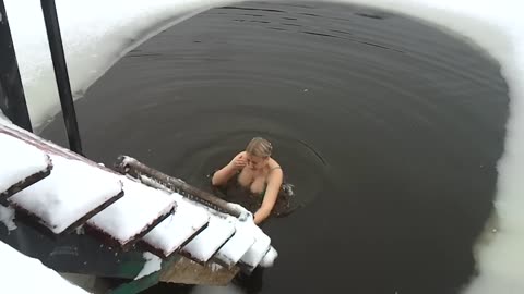 Прорубь _Бухта Викингов_ 19.01.12(4K_HD)