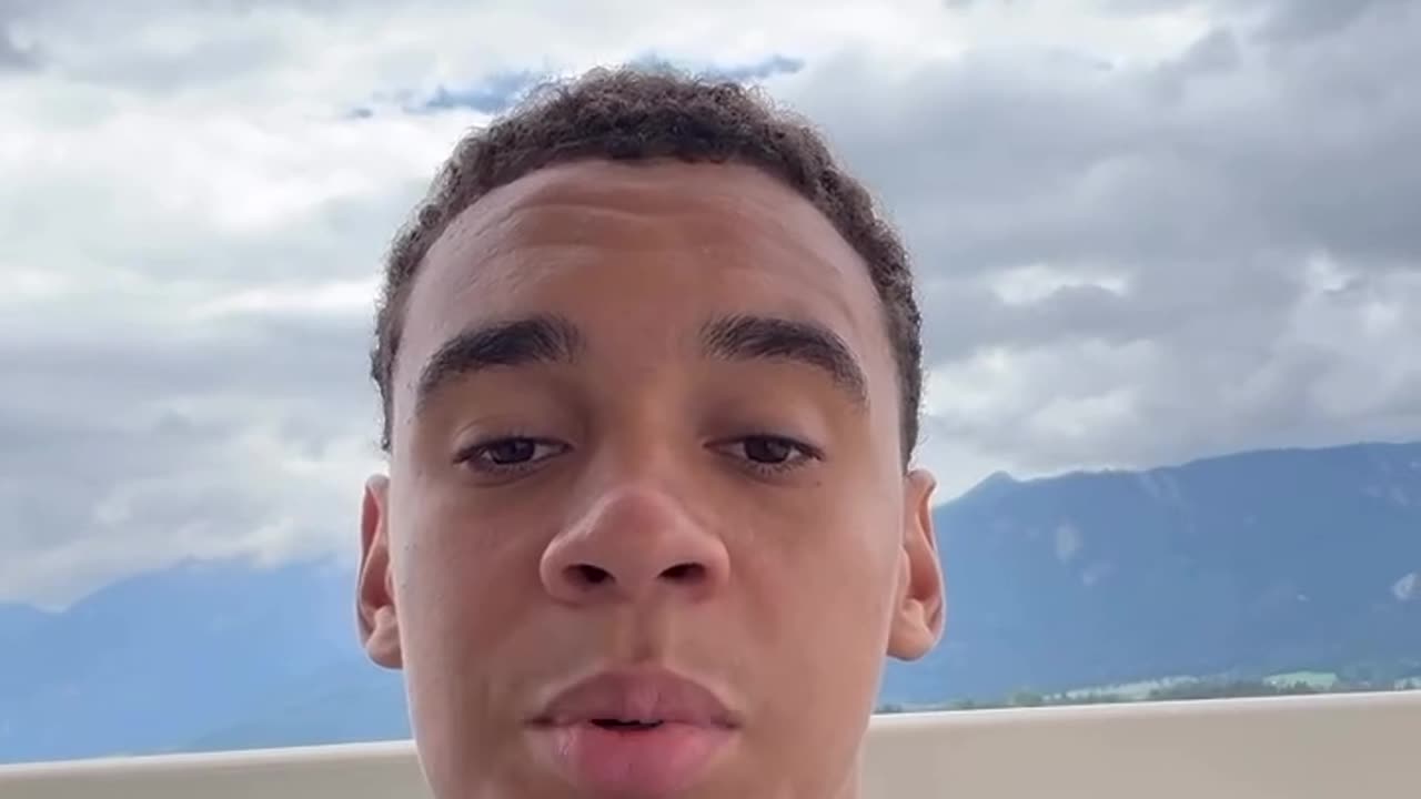 Musiala addresses fans after his injury in match against PSG