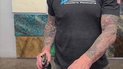 Cold epoxy vs warm epoxy, and the big difference in bubble release and top coat quality.