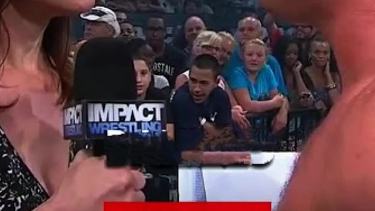 CLAIRE LYNCH DIES AT 44