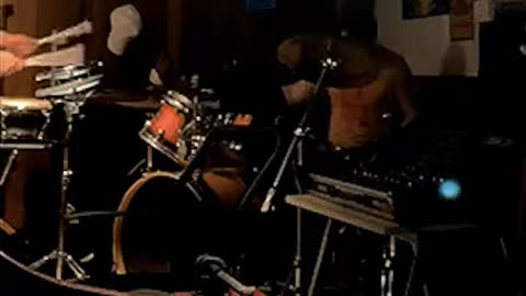 SPACE BROTHERS: Karoke-Cover Mars Volta: Delused in the Comatorium