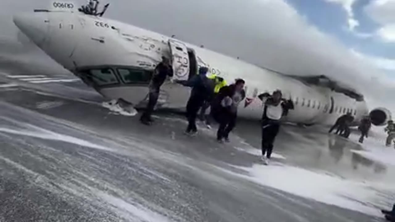 REMEMBER THAT PLANE 👀 THAT LANDED UPSIDE DOWN ⁉️