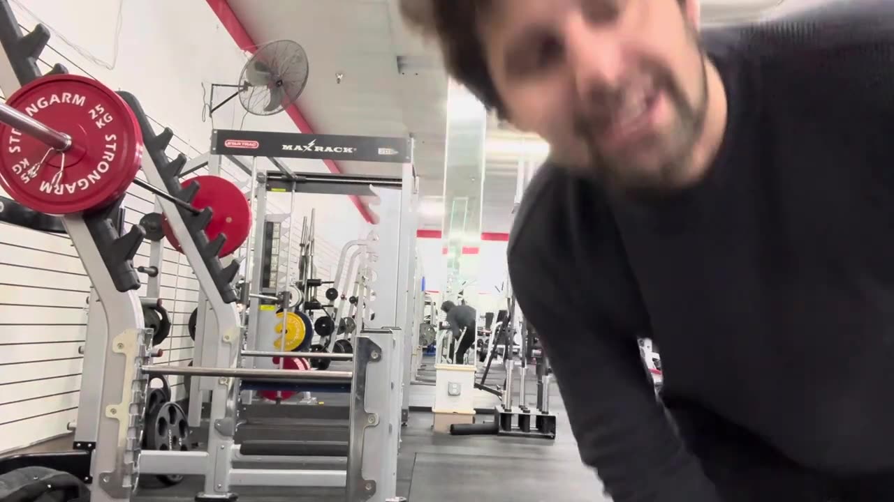 BACK SQUATS 120KG/264LBS FOR 4 REPS