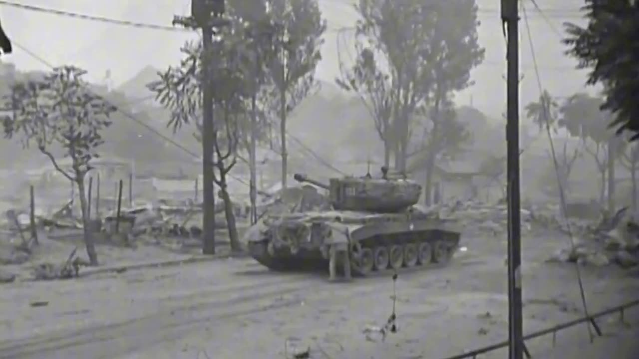 US Marines mopping up resistance during the Second Battle of Seoul in September 1950