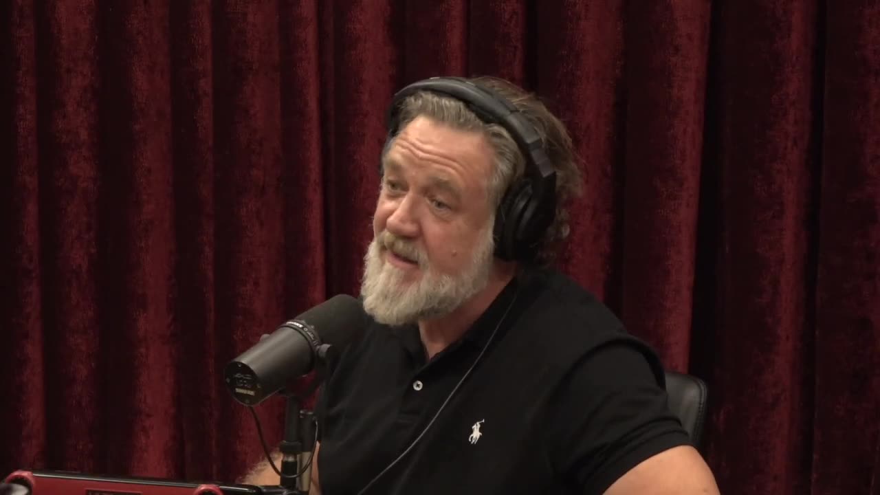 Joe Rogan Experience #2406 - Russell Crowe