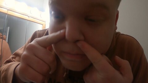 Can I Brush Off The Pain? - ManicWithAPlanic