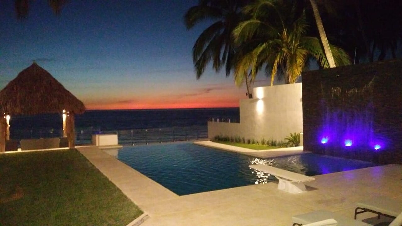 House building in Mexico