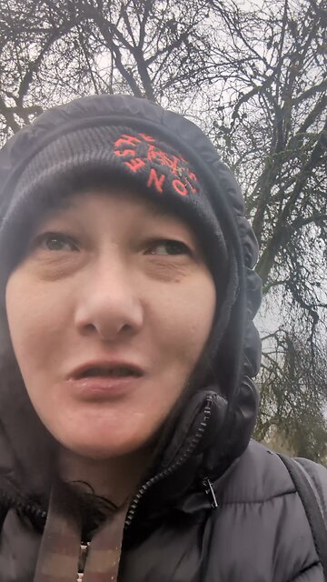 don't want a social life no thanks but vlogs