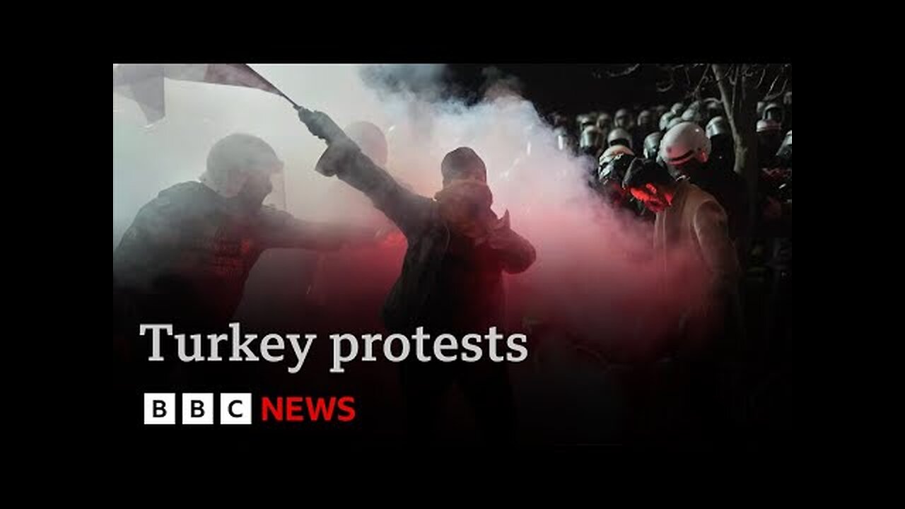 Thousands protest in Turkey as leading political rival of President Erdogan is jailed | BBC News