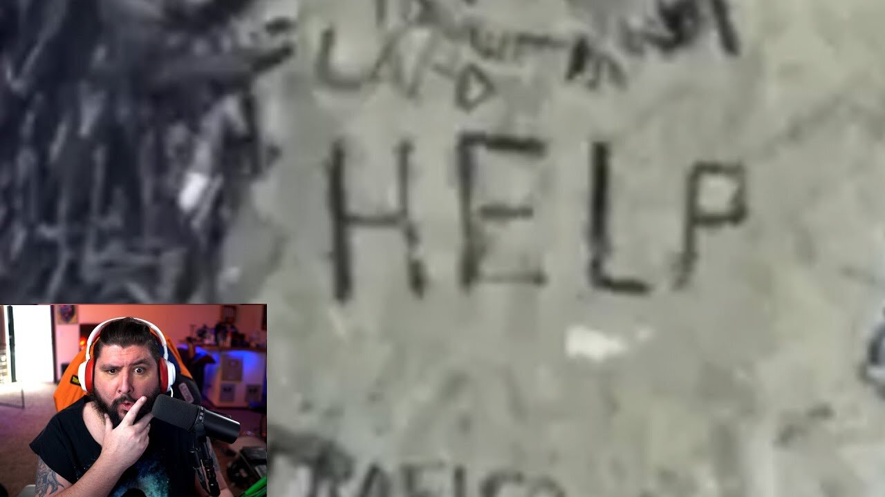 What Are These Mysterious Signs In LA?