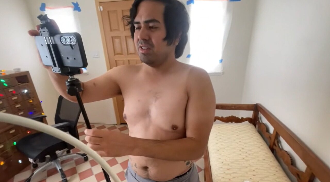 IP2 Stories - Tokyo Trump Setting Up SpicTank! Krispy Drunk Hours! Coke Moping