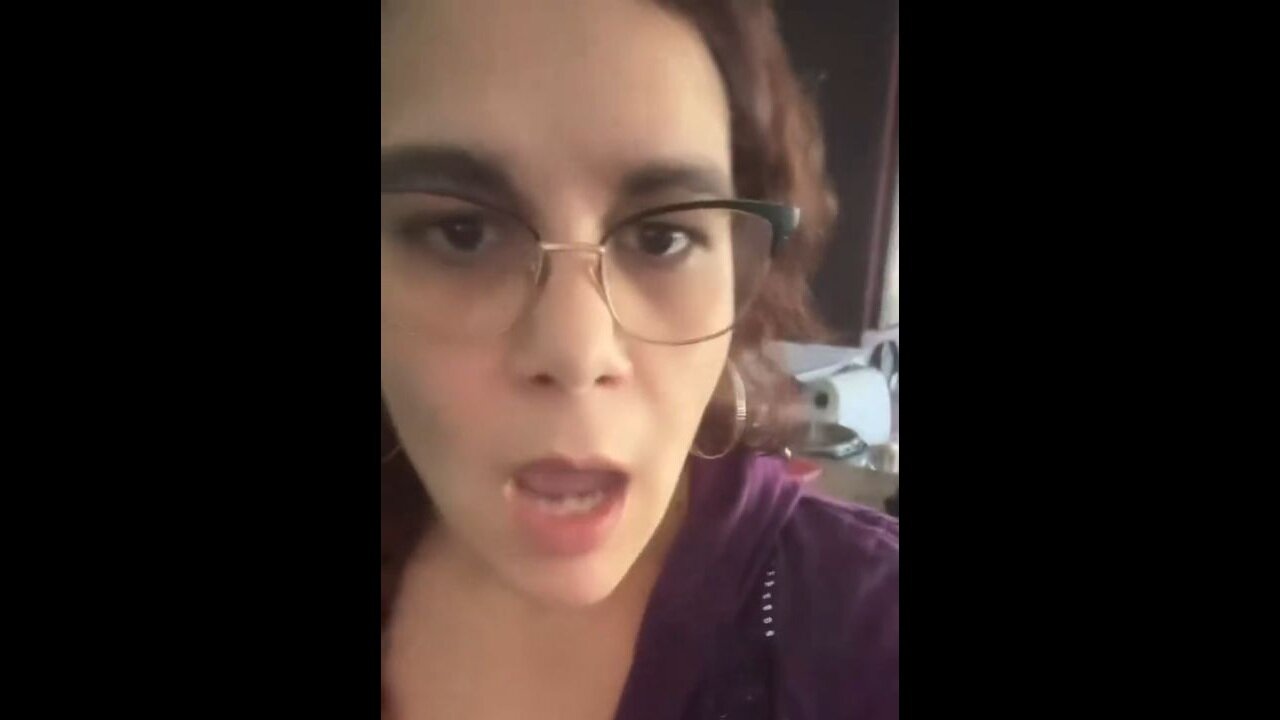 Social Worker Has Absolute Meltdown Over Student Loans