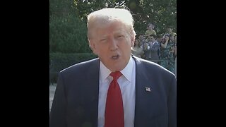 Trump ruega a los periodistas que hablen de lo que sea menos de Epstein