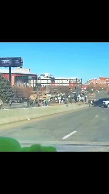 ICE IS CRASHING ICE PROTESTS NOW!!!😭🤣🤣🤣