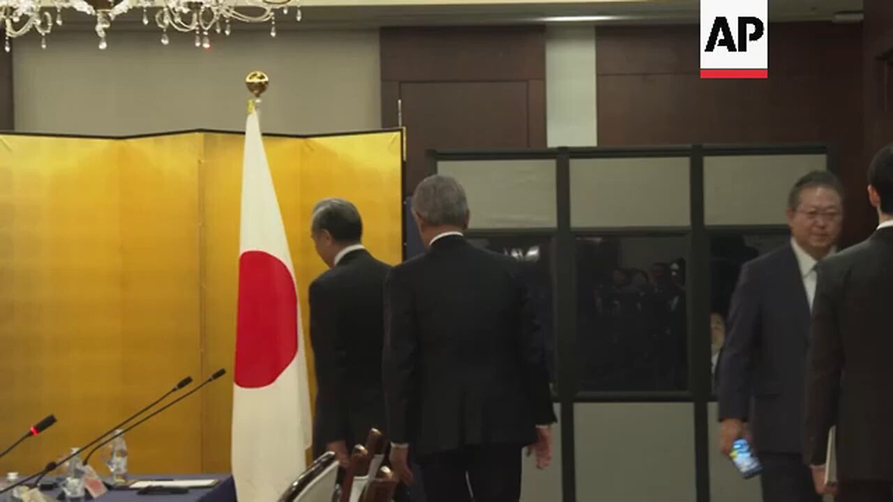 Japan and China foreign ministers meet on sidelines of trilateral talks with South Korea