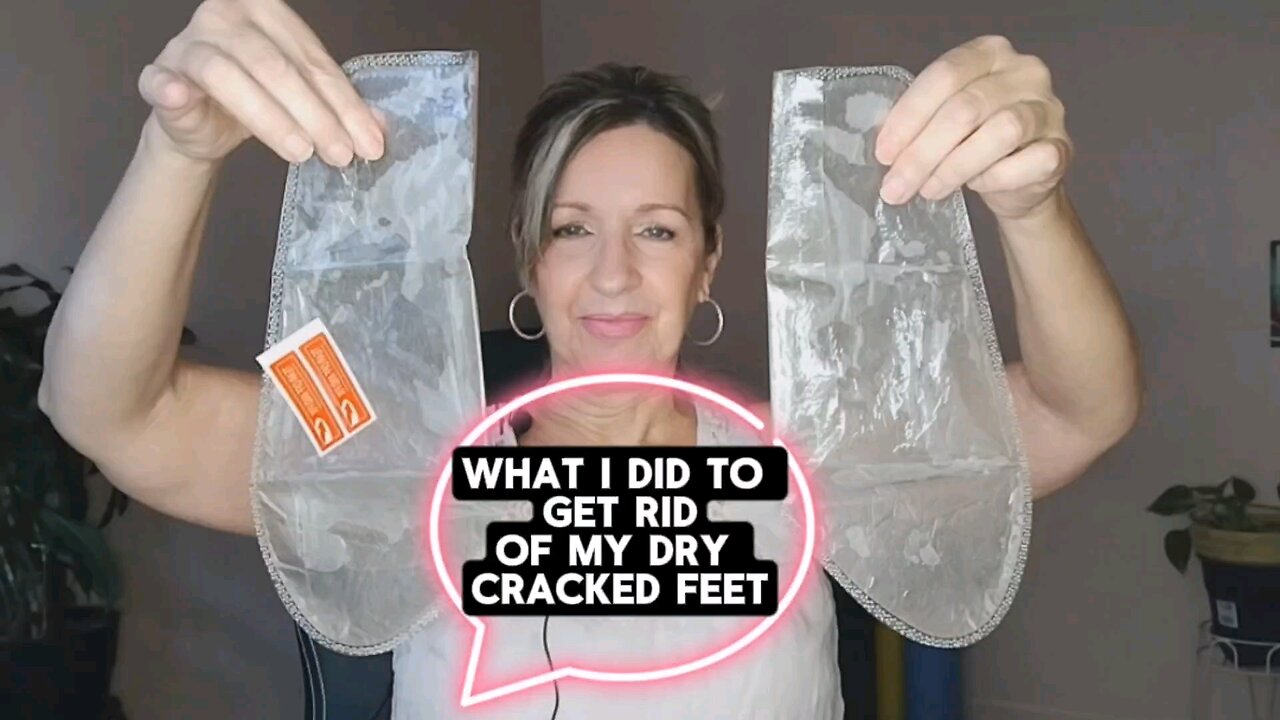 Exfoliating Hack for Dry cracked Feet!