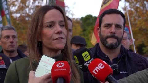 Manifestación motorizada en Madrid de VOX y Solidaridad contra la ZBE