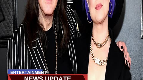Kelly Osbourne Reacts to Father Ozzys Death with