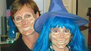 SPOOKY SKELETONS